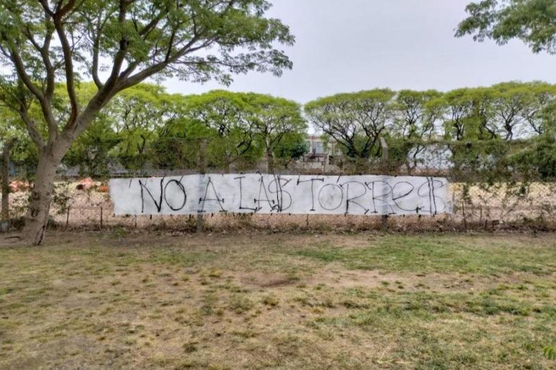 “No a las Torres” se hizo escuchar en el Parque La Isla