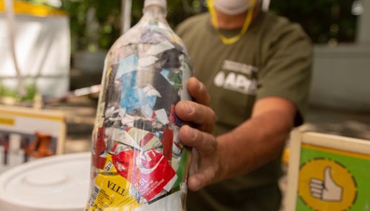 La Ciudad se suma a “Julio Sin Plástico” con una campaña de Botellas de Amor