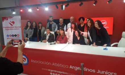 Alumnos de la UNA mostraron los resultados de una investigación sobre el Museo de Argentinos Juniors en la sala de prensa del Diego Armando Maradona