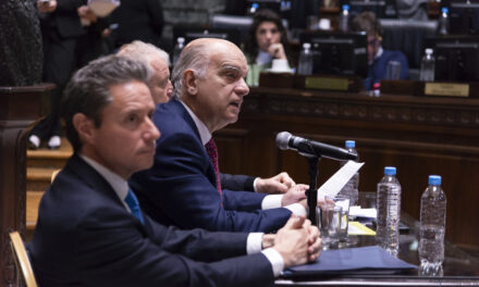 Néstor Grindetti presentó su primer informe de gestión en la Legislatura Porteña