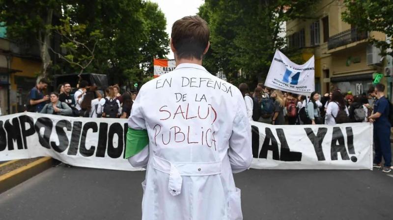 Informe reveló falta de personal, sobrecarga laboral y equipamientos rotos en hospitales porteños