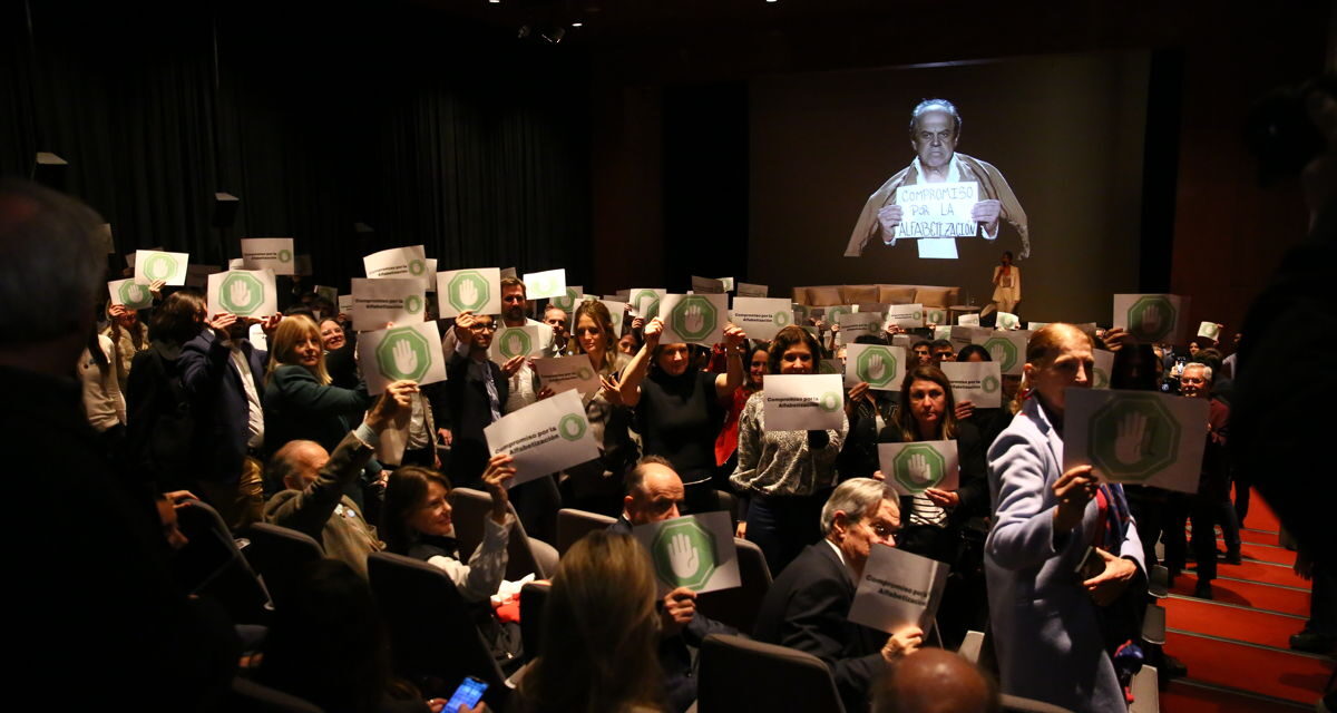 La Noche de la Educación: Por primera vez, recrean a Sarmiento con inteligencia artificial