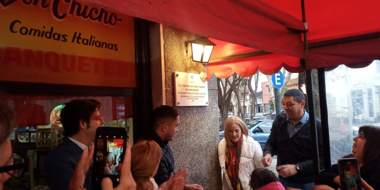 Homenaje a la cantina “Don Chicho” en Villa Ortúzar