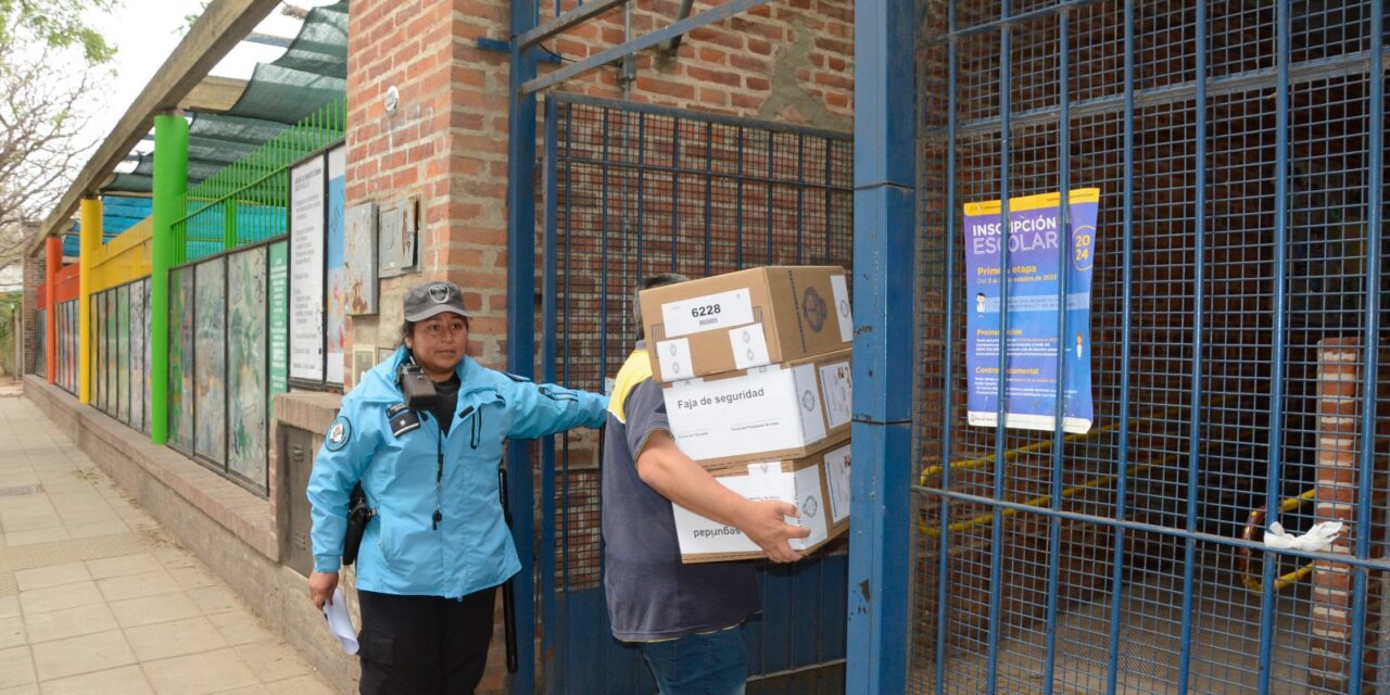 Ya está en marcha el operativo para las Elecciones Generales 2023: se entregaron las 8.770 urnas para votar