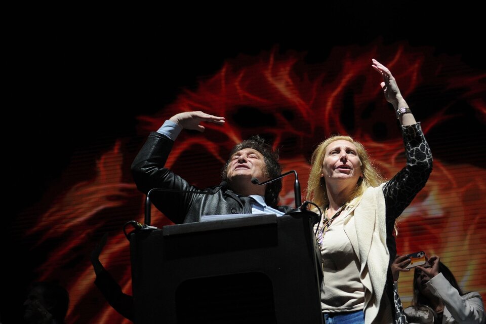 Milei en el Movistar Arena, con la promesa de volver al siglo 19