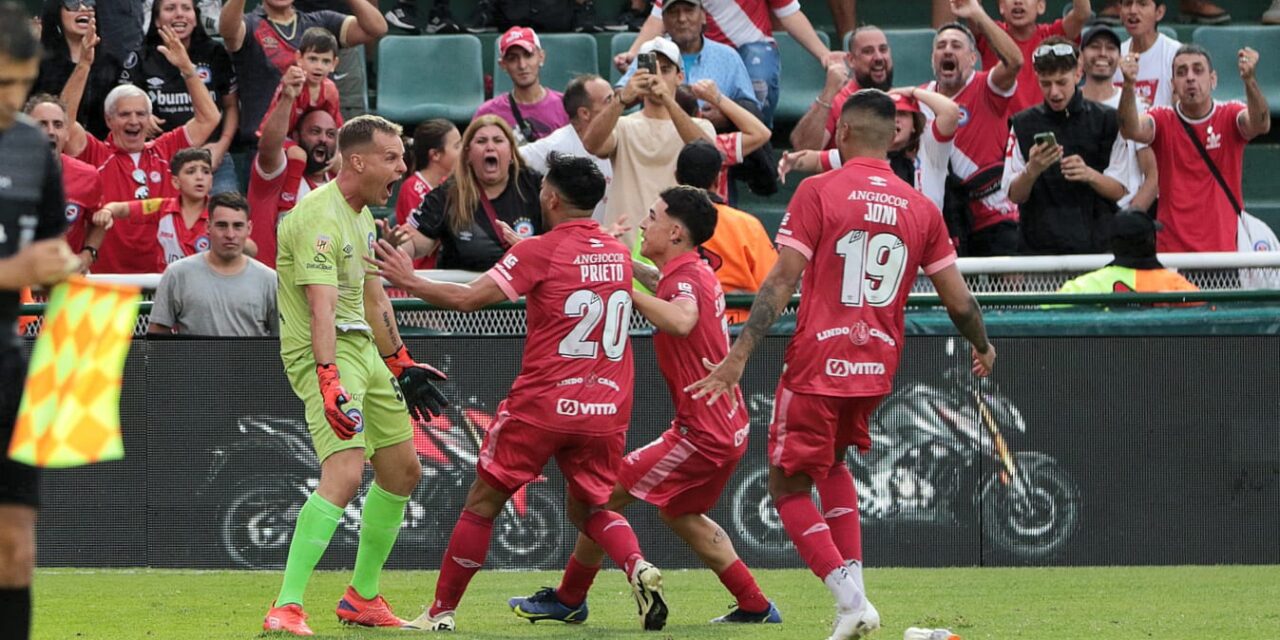 Copa de la Liga: El “Ruso” Rodríguez se convirtió en héroe en los penales y le dio la clasificación a Argentinos para las semis