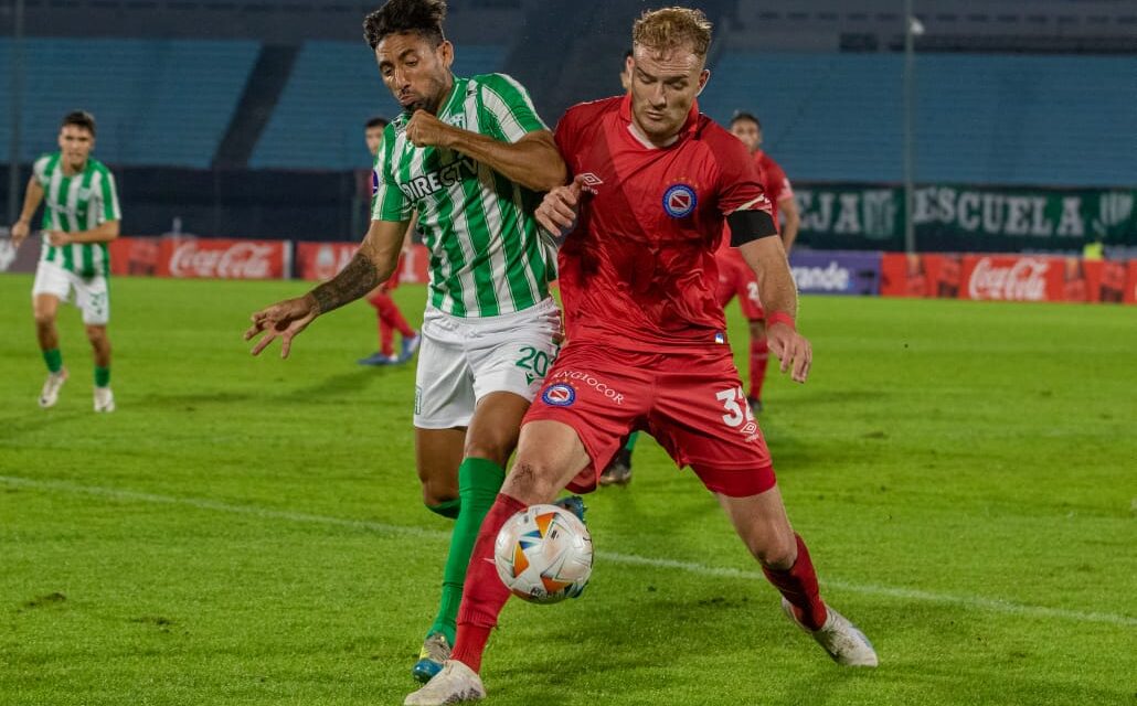Copa Sudamericana: Argentinos perdió ante Racing de Montevideo y quedó tercero en su grupo