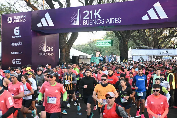 21K: Se llevó a cabo la Media Maratón de Buenos Aires, con récord de asistencia