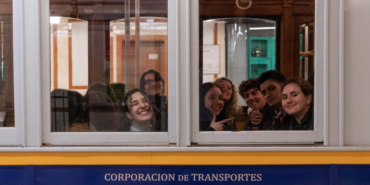 En la Noche de los Museos, vuelven a circular “las brujas” por la Línea A