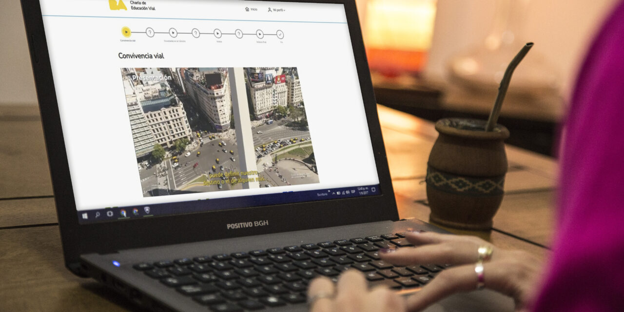 El Gobierno porteño mejoró la charla virtual para renovar la licencia de conducir