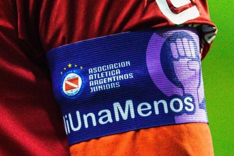 25 N: La Comisión de Género de Argentinos Juniors hizo un acto contra los femicidios